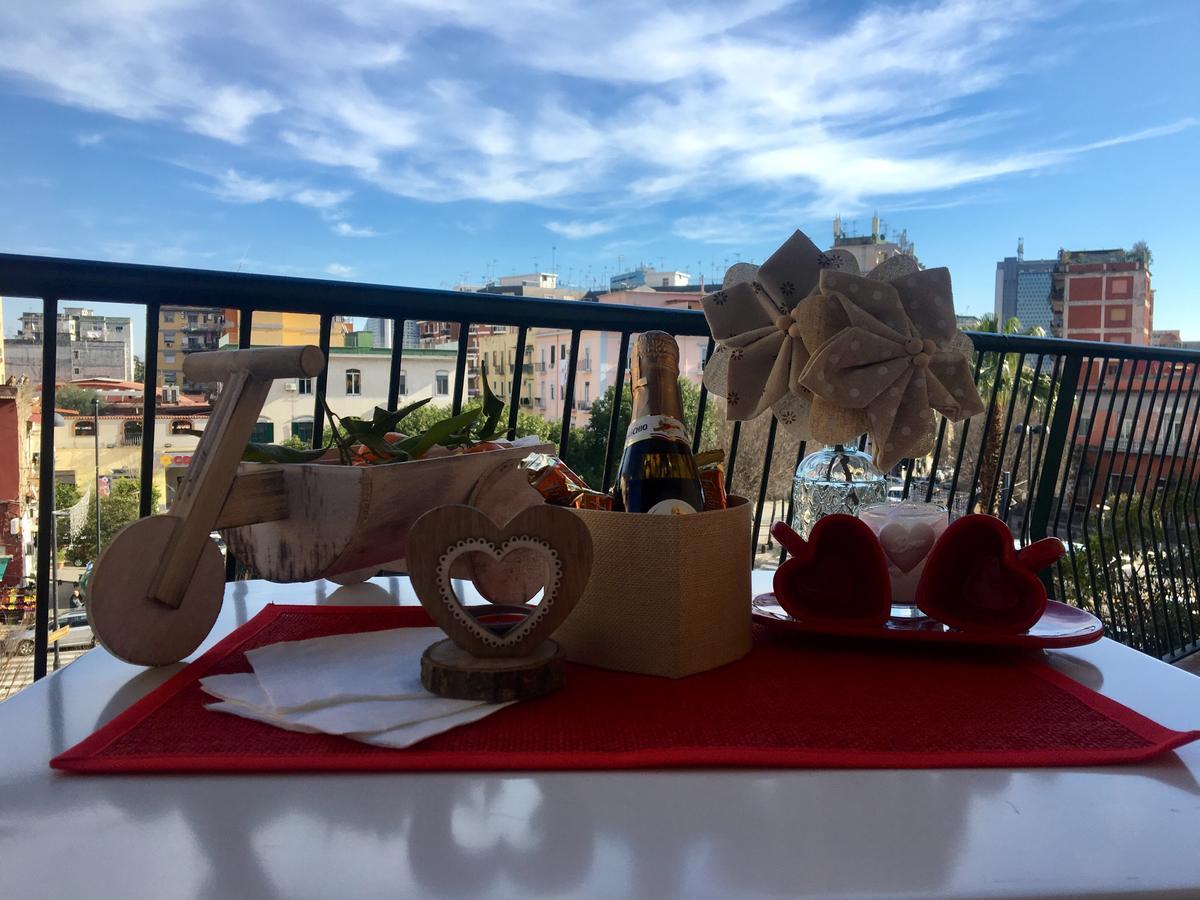 Holiday Garibaldi Napoli Bed & Breakfast Ngoại thất bức ảnh